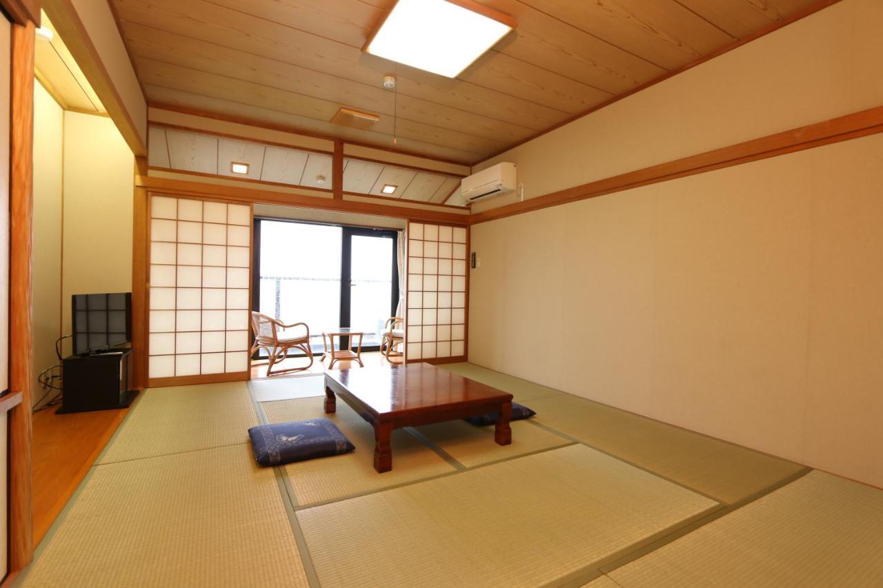 Reposer Makino 高岛市 外观 照片